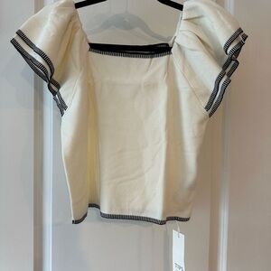 Chic Cream Ruffle Sleeve Blouse